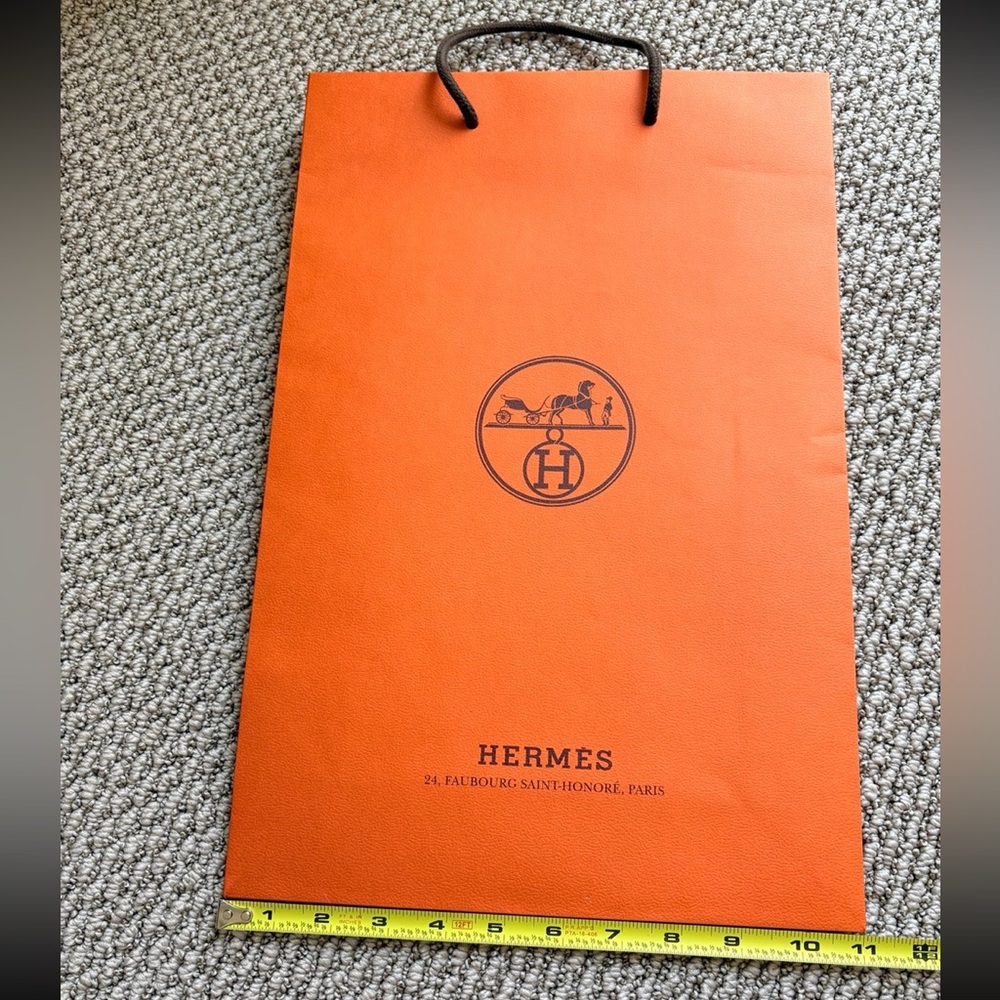 Hermes box, bag, and ribbon - Picture 5 of 6